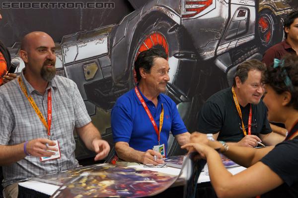 SDCC 2012: Activision Fall of Cybertron Panel and Booth - Transformers Event: DSC02948