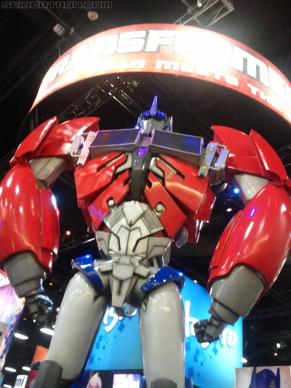 SDCC 2012: Hasbro's Display Area - Transformers Event: IMG 20120713 102512