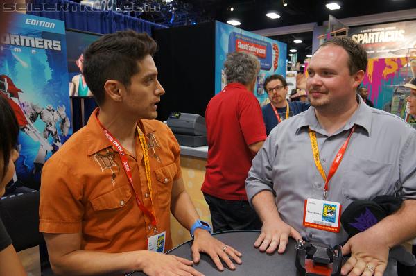SDCC 2012: Seibertron.com visits with Transformers Prime's Jack and Miko - Transformers Event: DSC03040