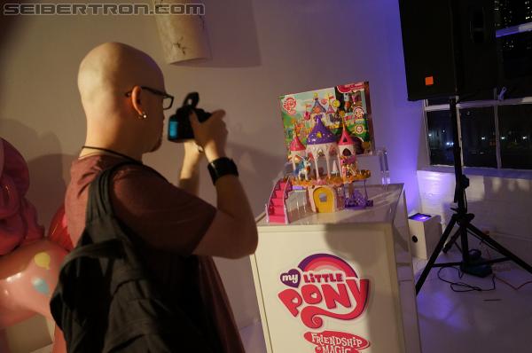 NYCC 2012: Hasbro's NYCC Preview Night Party - Transformers Event: DSC01919