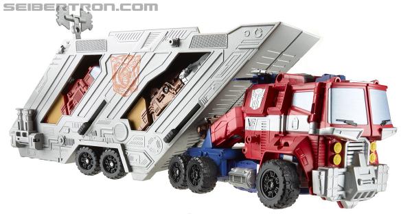 NYCC 2012: Hasbro's Official Product Images - Transformers Event: Platinum Optimus Prime 2