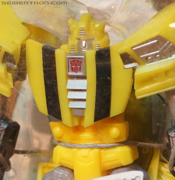 Toy Fair 2013: Transformers Generations - Transformers Event: DSC02084b
