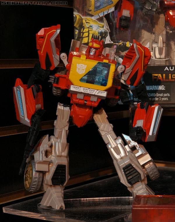 Toy Fair 2013: Transformers Generations - Transformers Event: DSC02087a