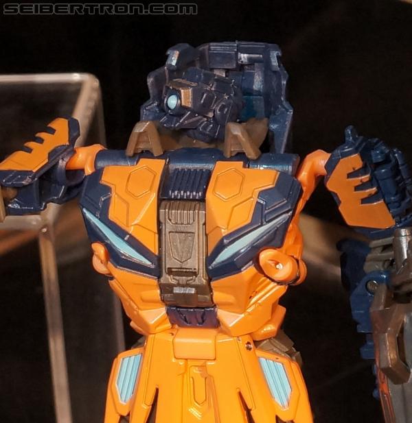 Toy Fair 2013: Transformers Generations - Transformers Event: DSC02105b