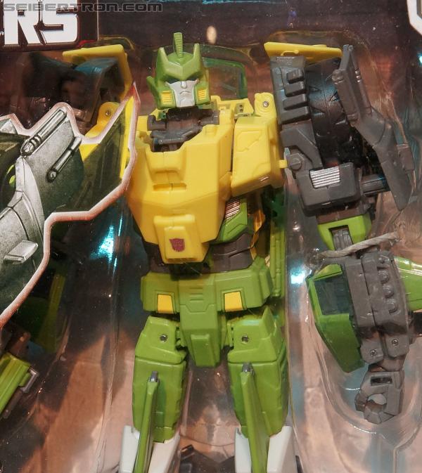 Toy Fair 2013: Transformers Generations - Transformers Event: DSC02111a