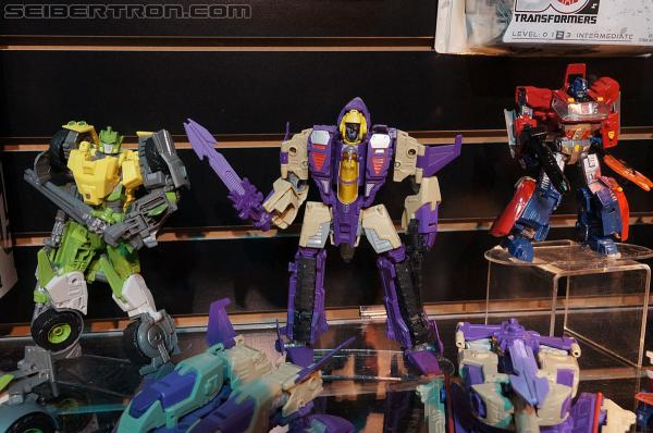 Toy Fair 2013: Transformers Generations - Transformers Event: DSC02119