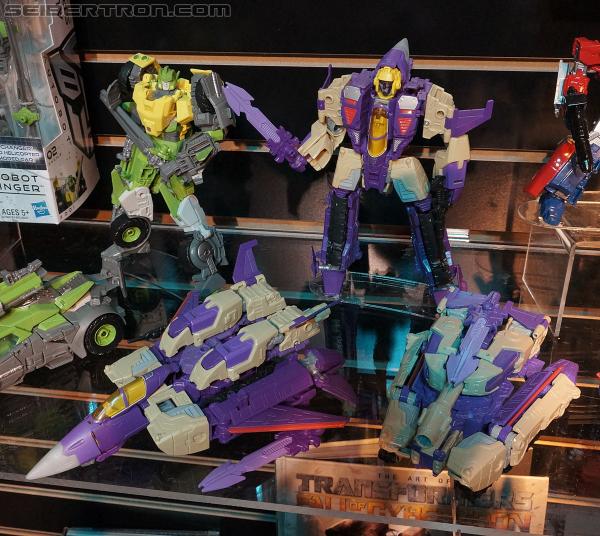 Toy Fair 2013: Transformers Generations - Transformers Event: DSC02121a