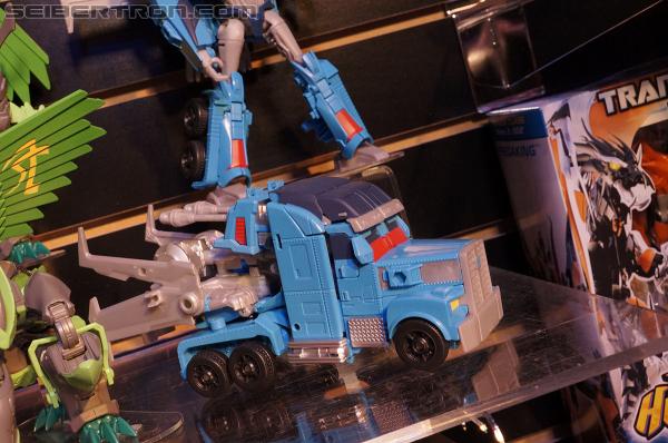 Toy Fair 2013: Transformers Prime "Beast Hunters" - Transformers Event: DSC02251