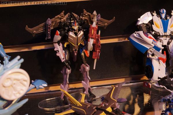 Toy Fair 2013: Transformers Prime "Beast Hunters" - Transformers Event: DSC02257