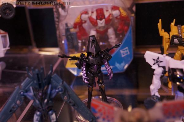 Toy Fair 2013: Transformers Prime "Beast Hunters" Cyberverse - Transformers Event: DSC02289