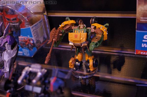 Toy Fair 2013 - Transformers Prime "Beast Hunters" Cyberverse