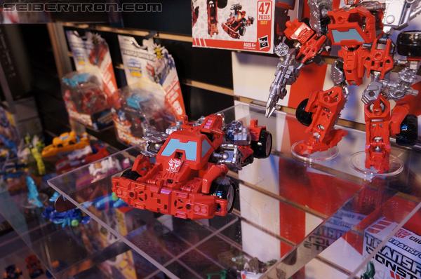 Toy Fair 2013: Transformers Construct-Bots - Transformers Event: DSC02176