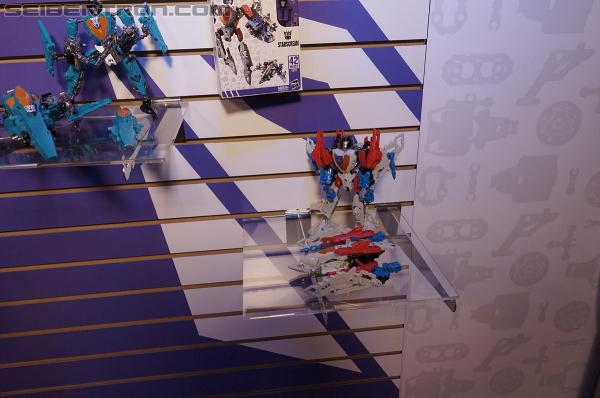 Toy Fair 2013: Transformers Construct-Bots - Transformers Event: DSC02218