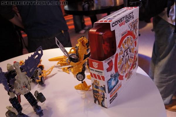 Toy Fair 2013: Transformers Construct-Bots - Transformers Event: DSC02228