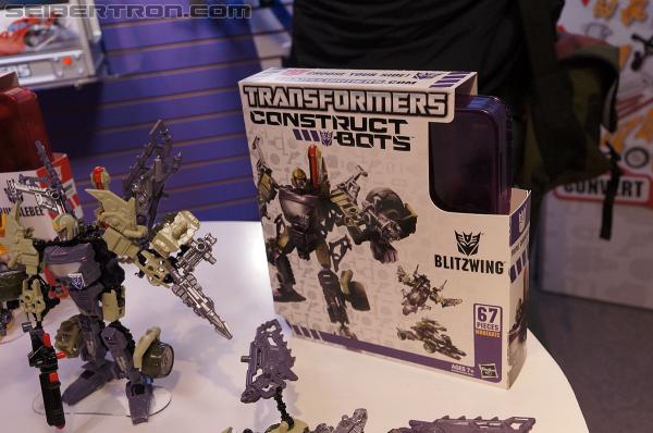 Toy Fair 2013: Transformers Construct-Bots - Transformers Event: DSC02231