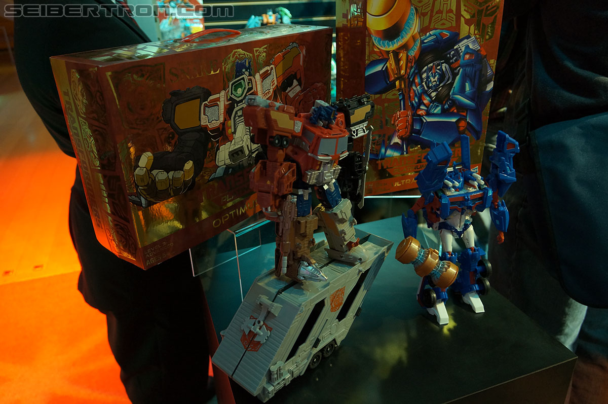 Toy Fair 2013 - Transformers Platinum Edition