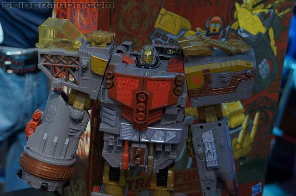 Toy Fair 2013: Transformers Platinum Edition - Transformers Event: DSC02045