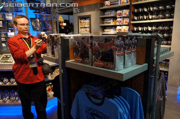 Transformers: The Ride - 3D Grand Opening at Universal Orlando Resort: Supply Vault - Transformers Event: DSC04041