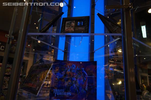 Transformers: The Ride - 3D Grand Opening at Universal Orlando Resort: Supply Vault - Transformers Event: DSC04047