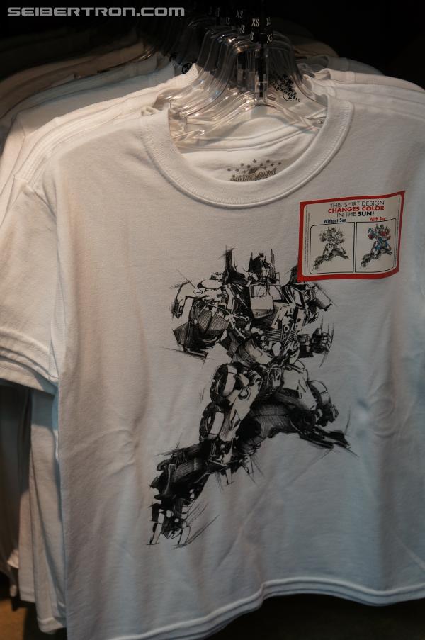 Transformers: The Ride - 3D Grand Opening at Universal Orlando Resort: Supply Vault - Transformers Event: DSC04060