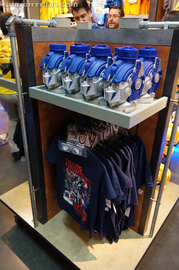 Transformers: The Ride - 3D Grand Opening at Universal Orlando Resort: Supply Vault - Transformers Event: DSC04062
