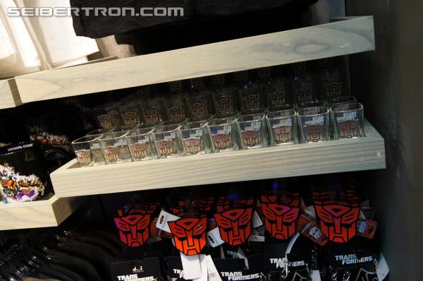 Transformers: The Ride - 3D Grand Opening at Universal Orlando Resort: Supply Vault - Transformers Event: DSC04111