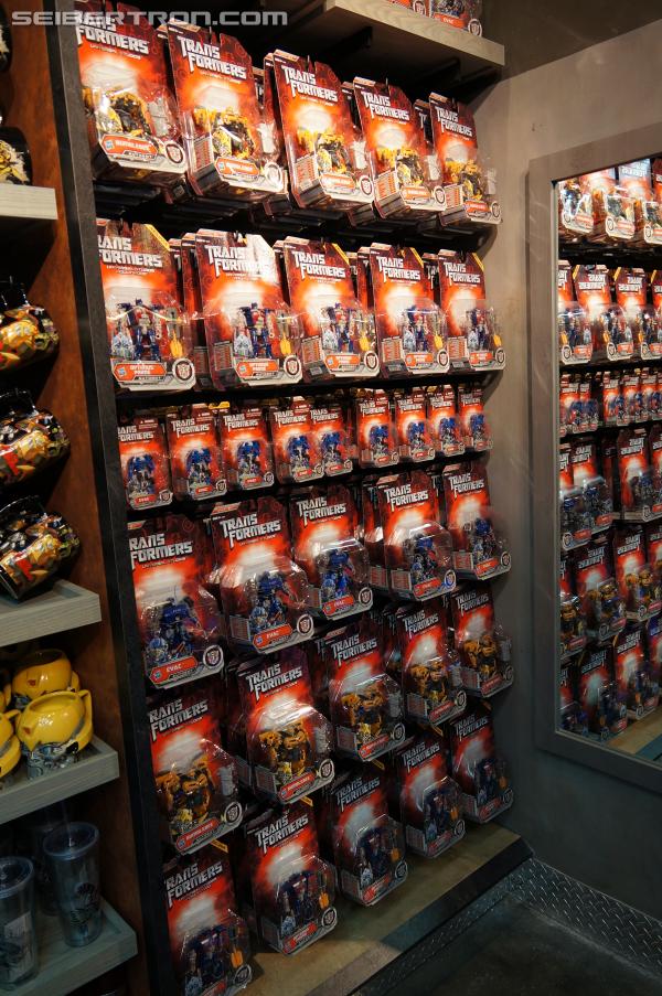 Transformers: The Ride - 3D Grand Opening at Universal Orlando Resort: Supply Vault - Transformers Event: DSC04114
