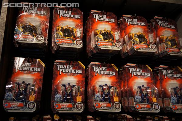 Transformers: The Ride - 3D Grand Opening at Universal Orlando Resort: Supply Vault - Transformers Event: DSC04116