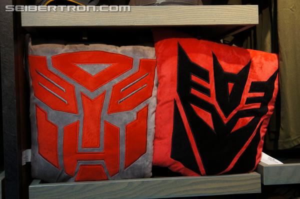 Transformers: The Ride - 3D Grand Opening at Universal Orlando Resort: Supply Vault - Transformers Event: DSC04122