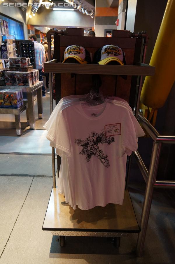 Transformers: The Ride - 3D Grand Opening at Universal Orlando Resort: Supply Vault - Transformers Event: DSC04124