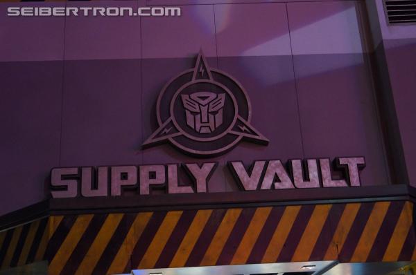 Transformers: The Ride - 3D Grand Opening at Universal Orlando Resort: Supply Vault - Transformers Event: DSC04141