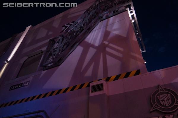 Transformers: The Ride - 3D Grand Opening at Universal Orlando Resort: Supply Vault - Transformers Event: DSC04142