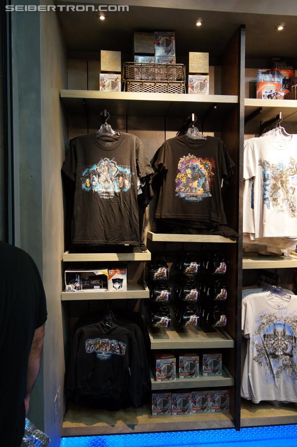 Transformers: The Ride - 3D Grand Opening at Universal Orlando Resort: Supply Vault - Transformers Event: DSC04145