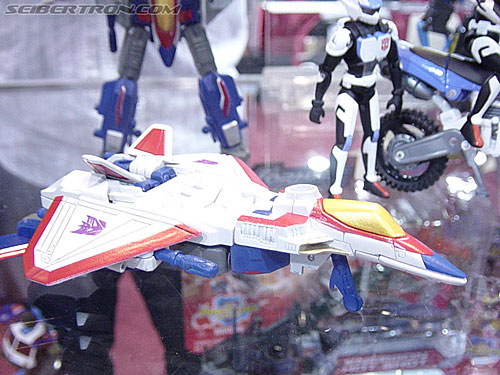 OTFCC 2004: Day 2: Saturday - Transformers Event: Energon Starscream in G1 themed Starscream colors