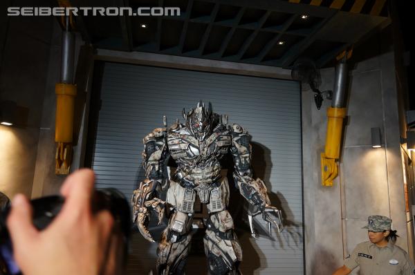 Transformers: The Ride - 3D Grand Opening at Universal Orlando Resort: Transformers: The Ride - 3D - Transformers Event: DSC04228