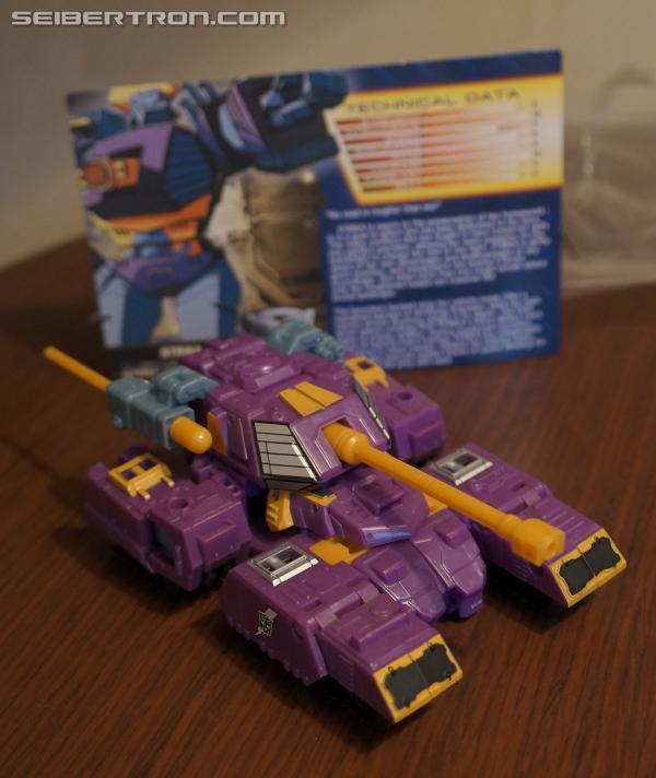 BotCon 2013: Exclusives - Transformers Event: Botcon 2013 012