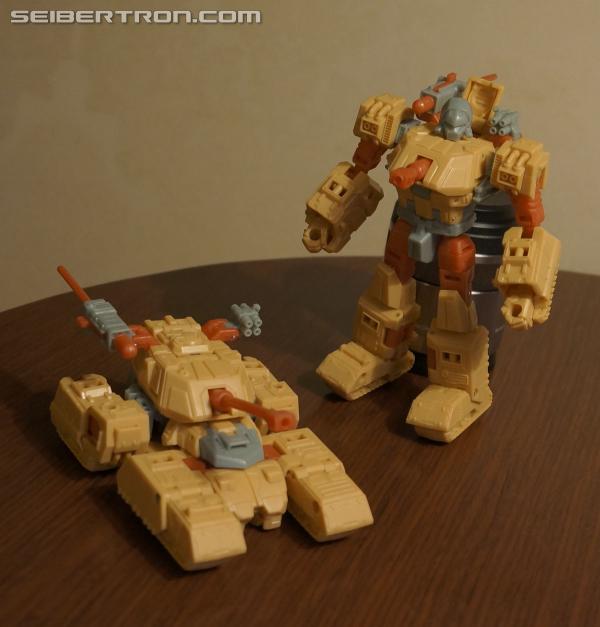 BotCon 2013: Exclusives - Transformers Event: Botcon 2013 056