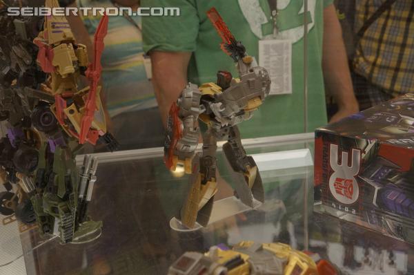 BotCon 2013: Hasbro Display: Platinum Edition - Transformers Event: DSC06219