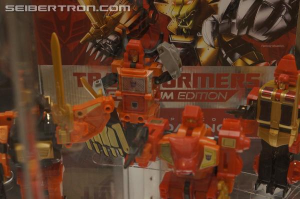 BotCon 2013: Hasbro Display: Platinum Edition - Transformers Event: DSC06282