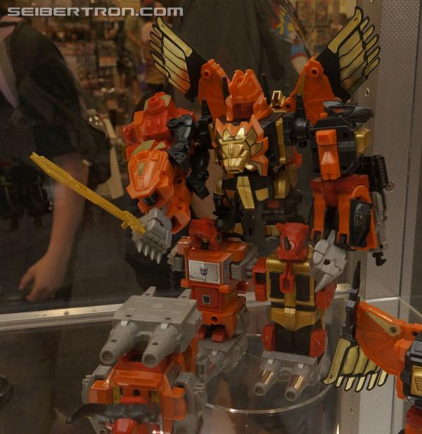 BotCon 2013: Hasbro Display: Platinum Edition - Transformers Event: DSC06286a