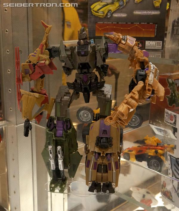 BotCon 2013: Hasbro Display: Platinum Edition - Transformers Event: DSC06305a