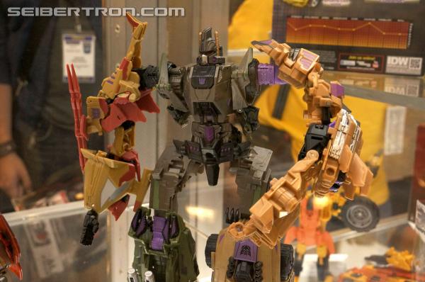 BotCon 2013: Hasbro Display: Platinum Edition - Transformers Event: DSC06306