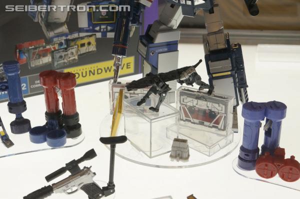 BotCon 2013: Hasbro Display: Masterpieces - Transformers Event: DSC06318