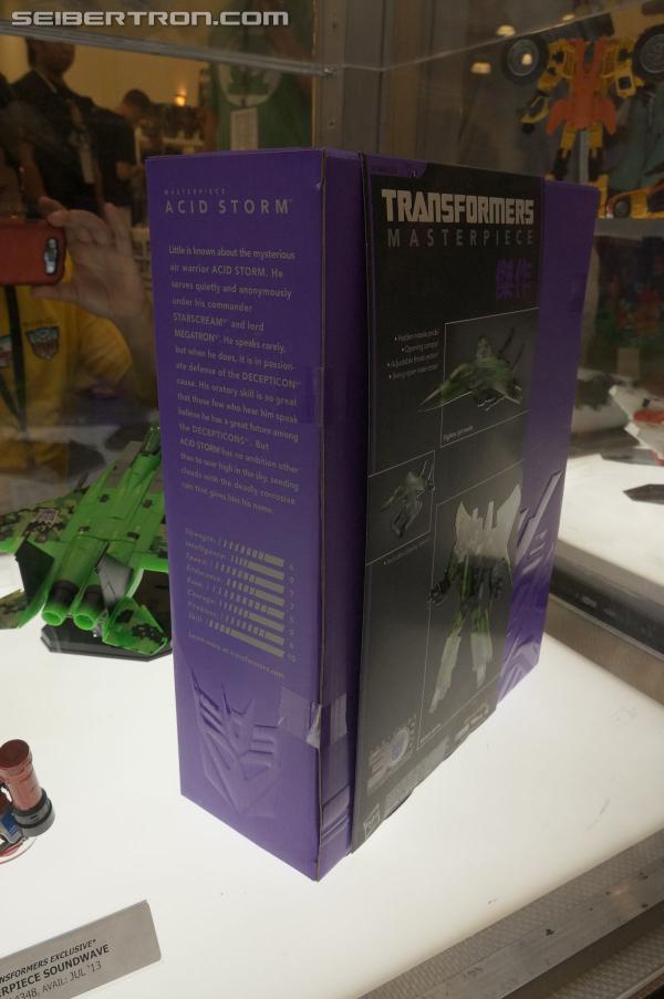 BotCon 2013: Hasbro Display: Masterpieces - Transformers Event: DSC06320