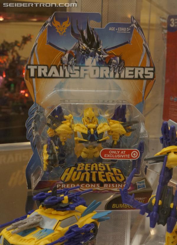 BotCon 2013: Hasbro Display: Beast Hunters and Beast Hunters Predacons Rising - Transformers Event: DSC06528a