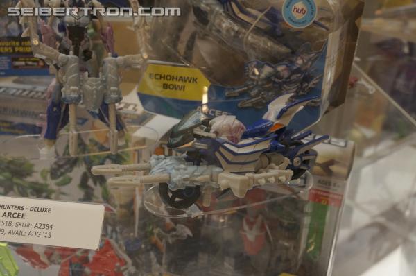 BotCon 2013: Hasbro Display: Beast Hunters and Beast Hunters Predacons Rising - Transformers Event: DSC16362