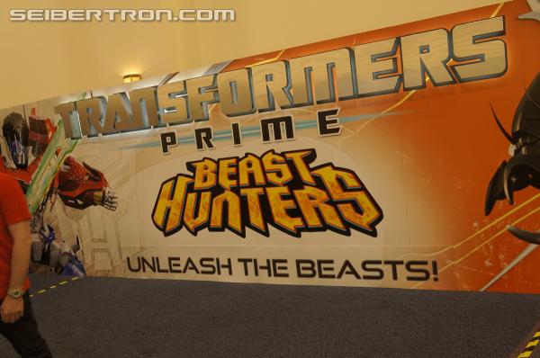 BotCon 2013: Hasbro Display: Beast Hunters and Beast Hunters Predacons Rising - Transformers Event: DSC16600