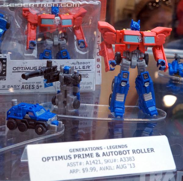 BotCon 2013: Hasbro Display: Generations - Transformers Event: DSC06185b