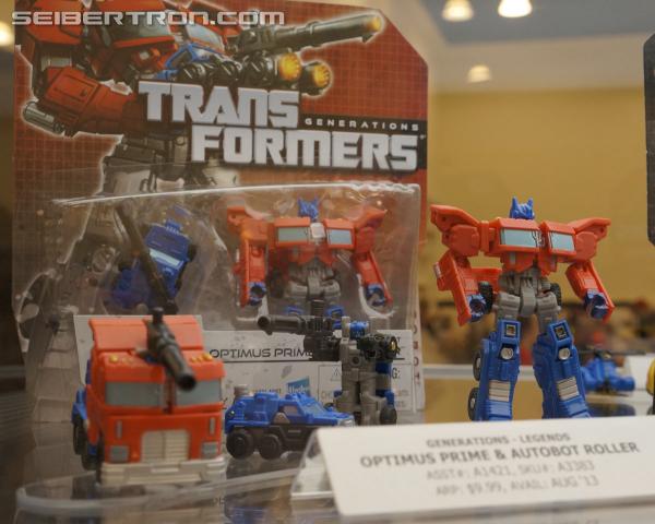 BotCon 2013 - Hasbro Display: Generations