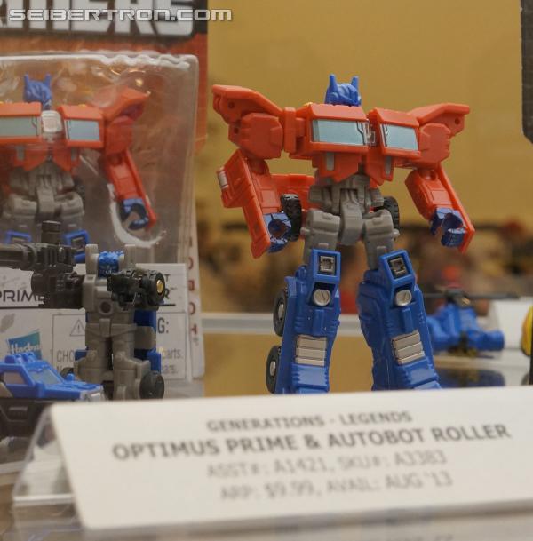 BotCon 2013 - Hasbro Display: Generations